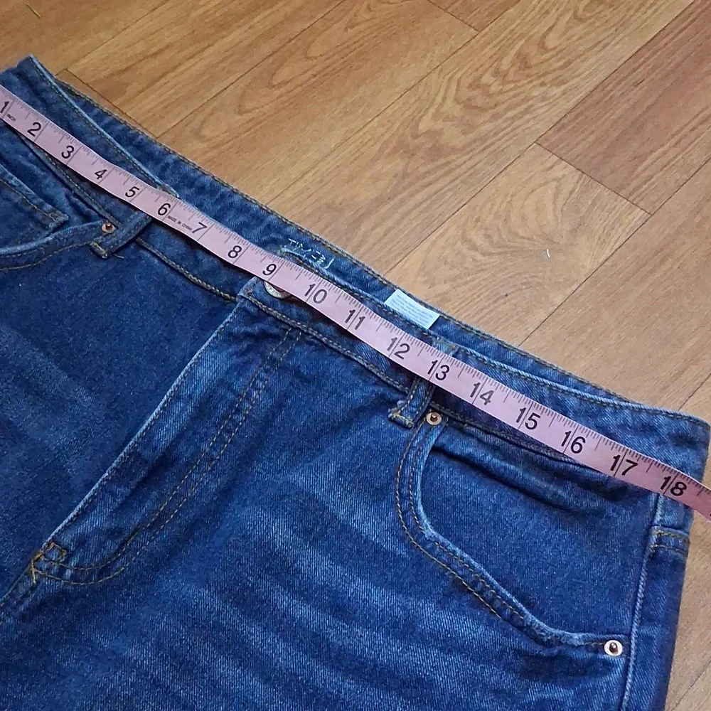 Patchwork Denim Barrel Leg Jeans - Picture 9 of 12